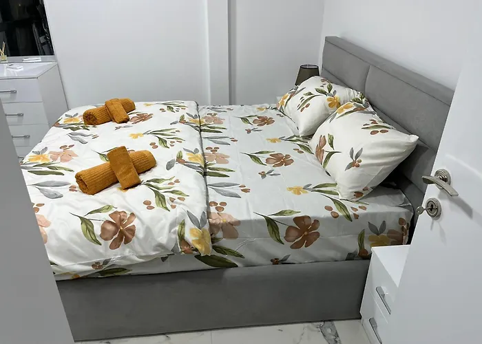 Lotta Appartement Golem (Tirana)